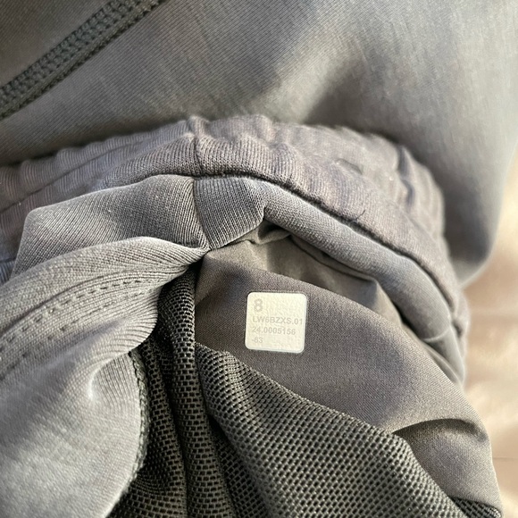 Lululemon Athletica Charcoal Soft Stream Pants Size 8 - Picture 5 of 5